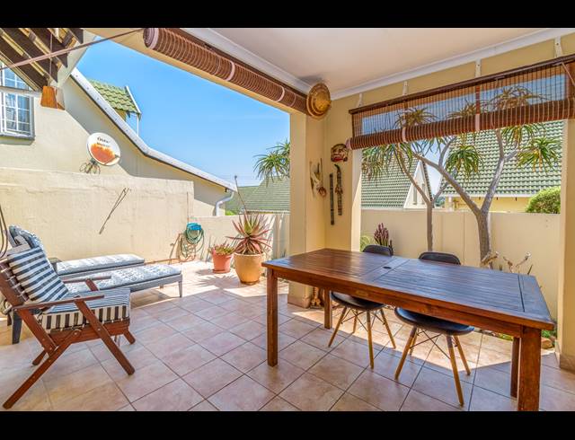 3 BEDROOM TOWNHOUSE FOR SALE IN SONNEGLANS